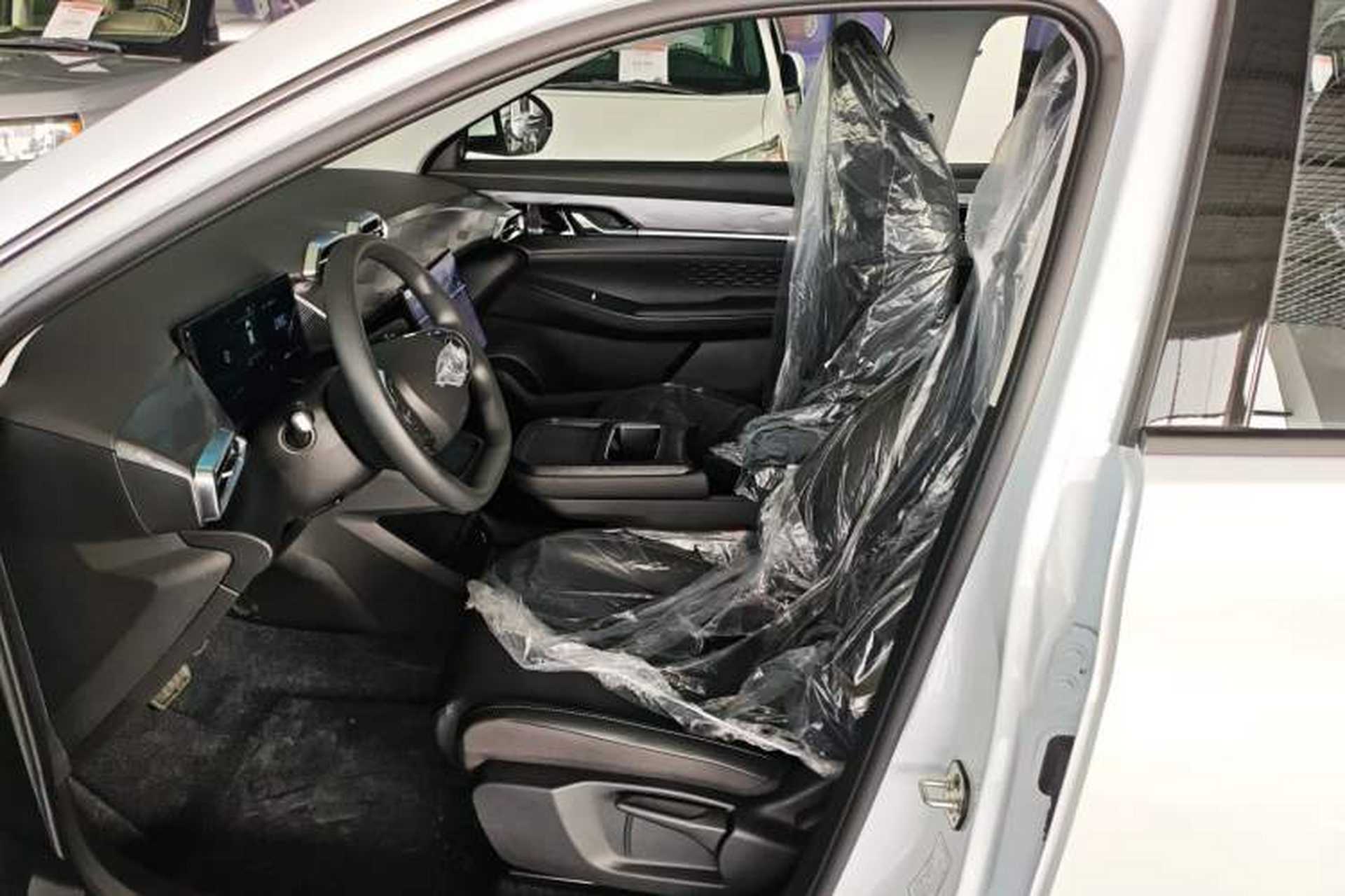 Used Dongfeng Aeolus SKY EV01 2025 530 km AIR Elite Edition Left Front Seat