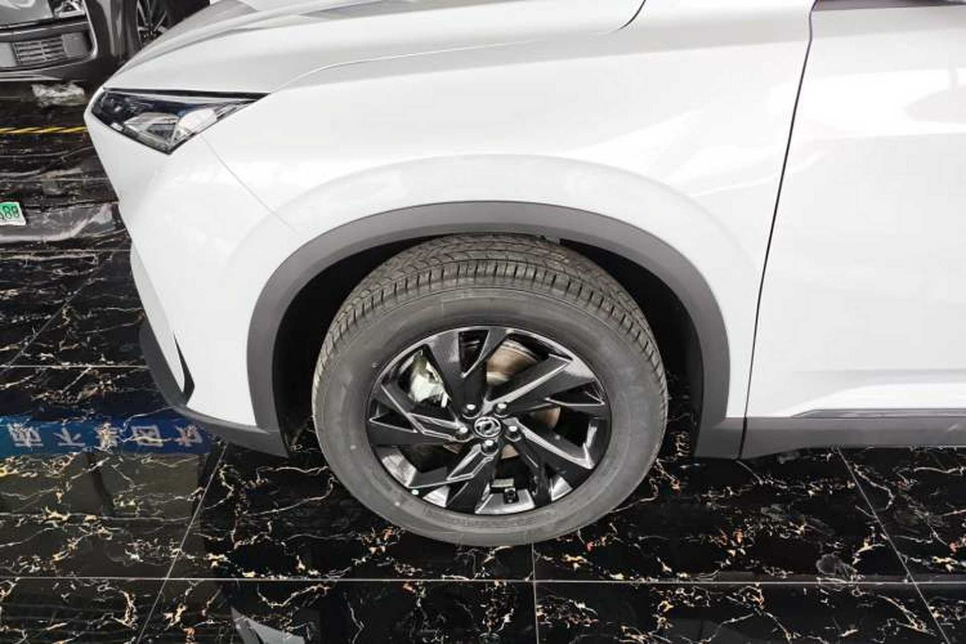Used Dongfeng Aeolus SKY EV01 2025 530 km AIR Elite Edition Left Front Wheel Hub