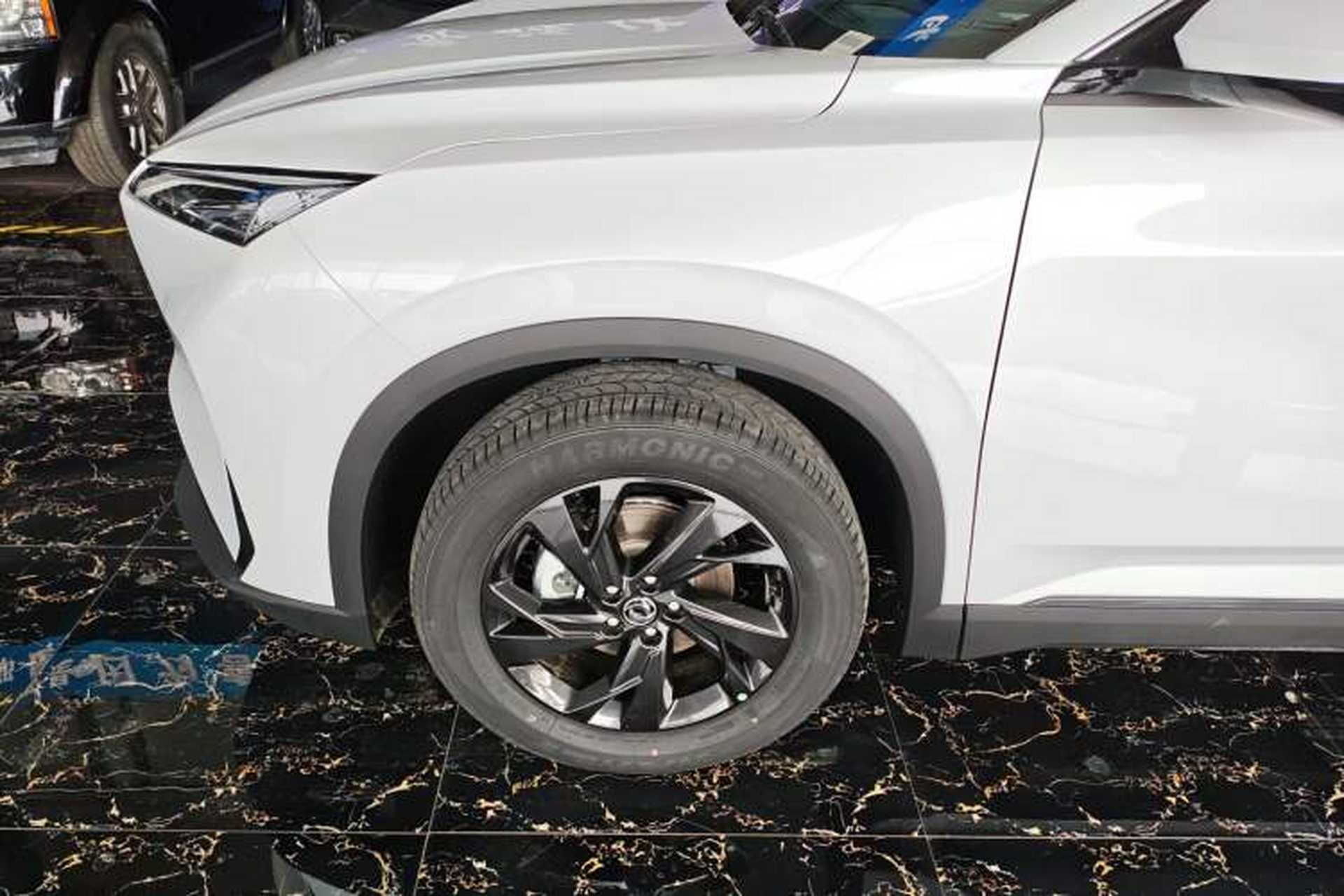 Used Dongfeng Aeolus SKY EV01 2025 530 km AIR Elite Edition Left Front Wheel Hub