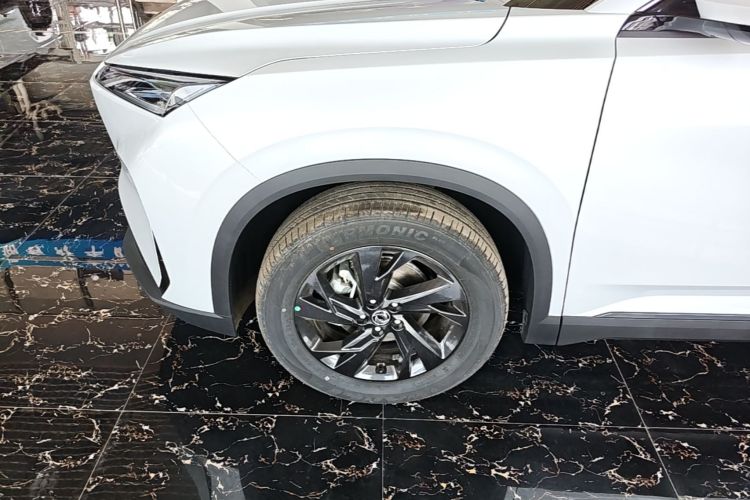Used Dongfeng Aeolus SKY EV01 2025 530 km AIR Elite Edition Left Front Wheel Hub