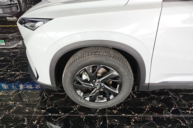 Used Dongfeng Aeolus SKY EV01 2025 530 km AIR Elite Edition Left Front Wheel Hub