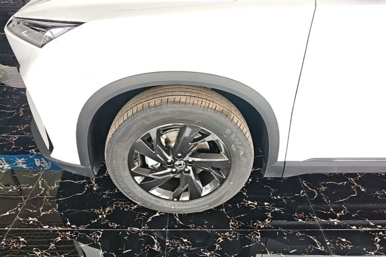 Used Dongfeng Aeolus SKY EV01 2025 530 km AIR Elite Edition Left Front Wheel Hub