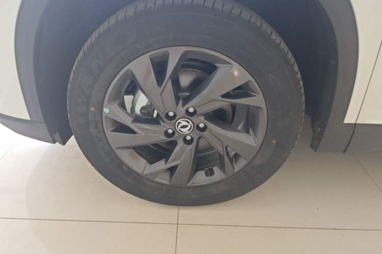 Used Dongfeng Aeolus SKY EV01 2025 530 km AIR Elite Edition Left Front Wheel Hub