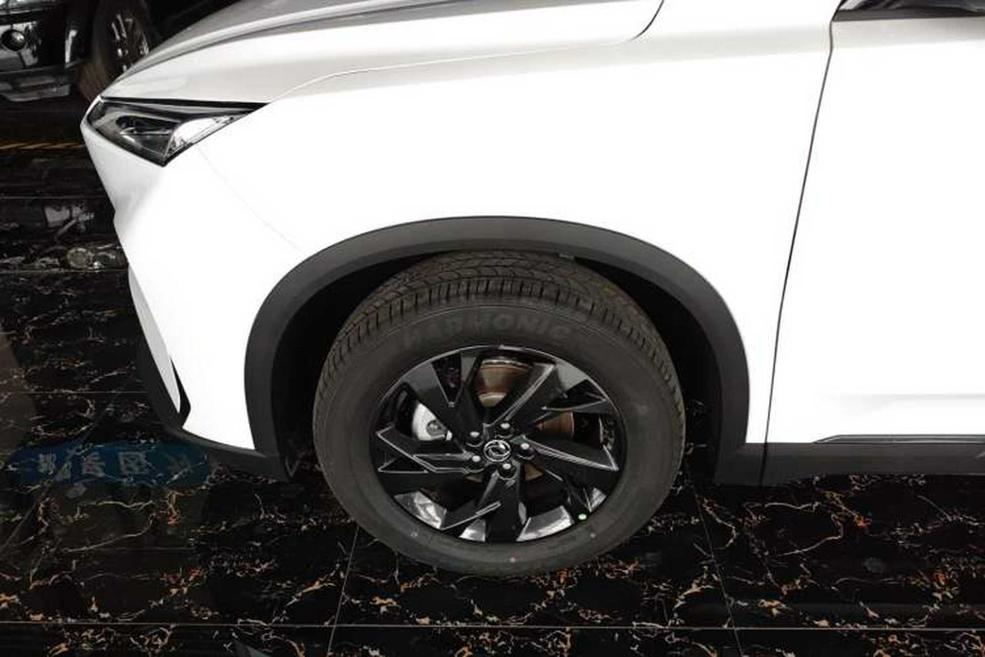 Used Dongfeng Aeolus SKY EV01 2025 530 km AIR Elite Edition Left Front Wheel Hub
