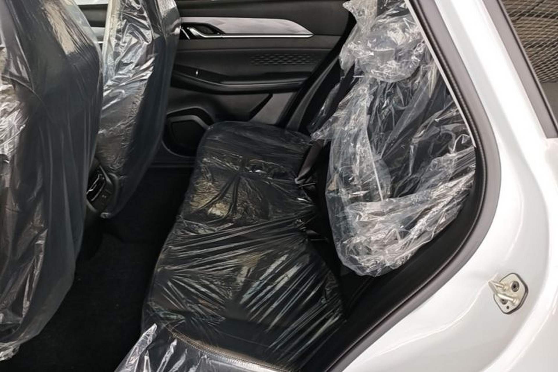 Used Dongfeng Aeolus SKY EV01 2025 530 km AIR Elite Edition Left Rear Seat