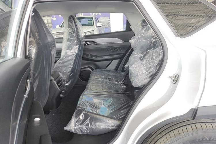 Used Dongfeng Aeolus SKY EV01 2025 530 km AIR Elite Edition Left Rear Seat