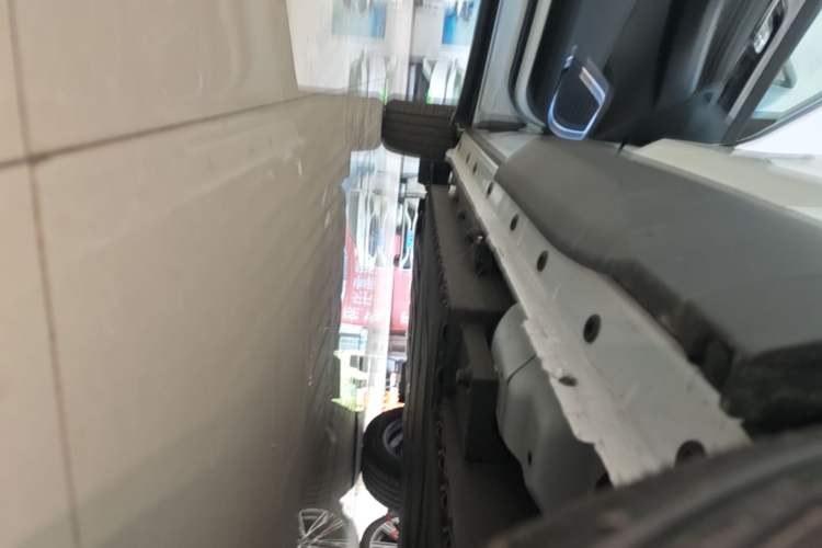 Used Dongfeng Aeolus SKY EV01 2025 530 km AIR Elite Edition Left Side Sill