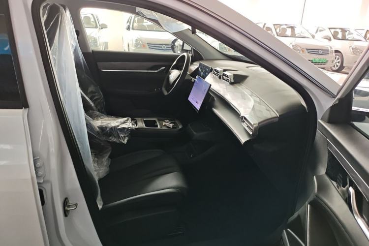 Used Dongfeng Aeolus SKY EV01 2025 530 km AIR Elite Edition Right Front Seat