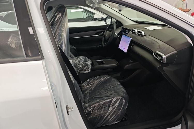 Used Dongfeng Aeolus SKY EV01 2025 530 km AIR Elite Edition Right Front Seat