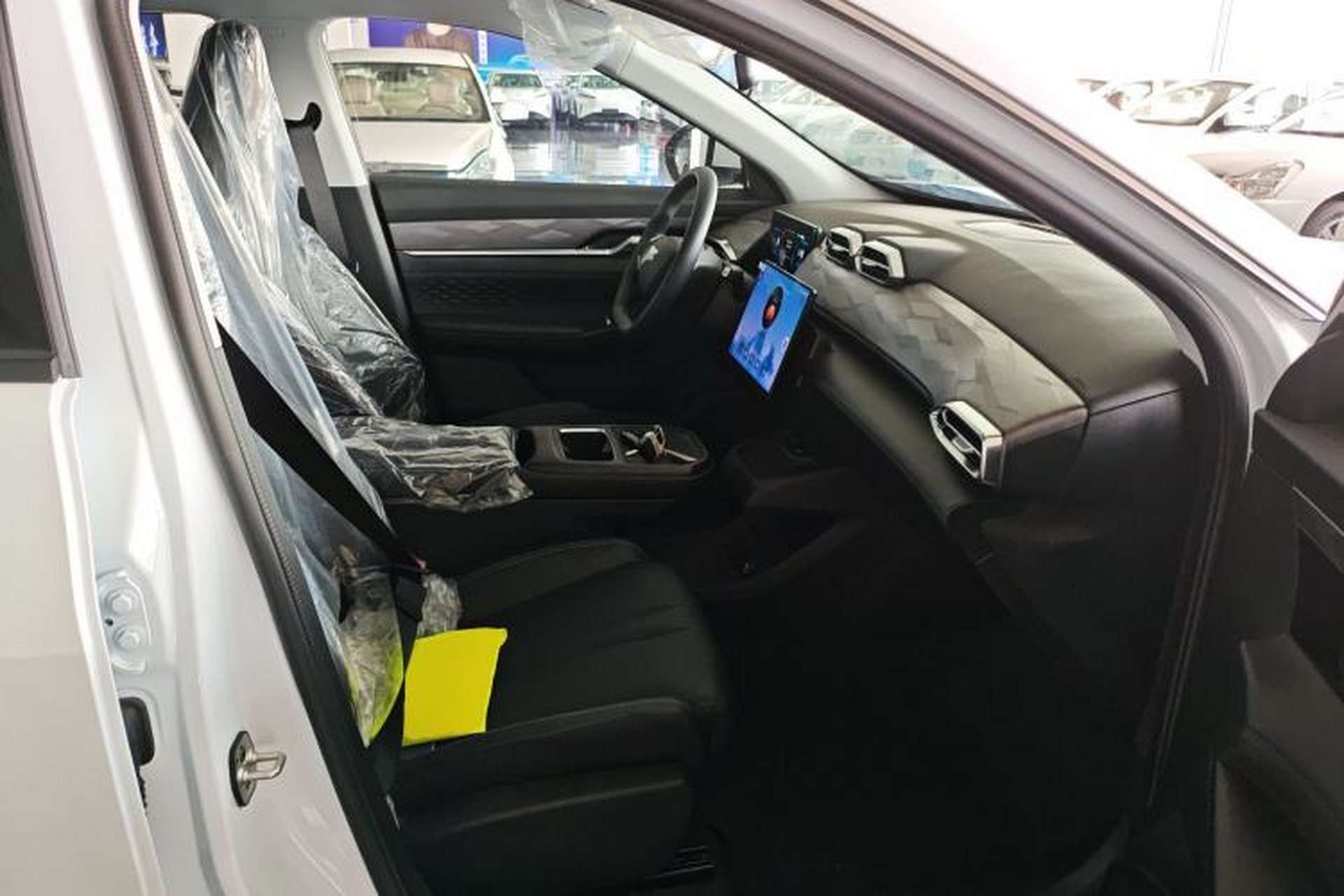Used Dongfeng Aeolus SKY EV01 2025 530 km AIR Elite Edition Right Front Seat
