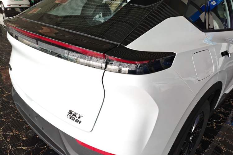 Used Dongfeng Aeolus SKY EV01 2025 530 km AIR Elite Edition Right Rear Taillight