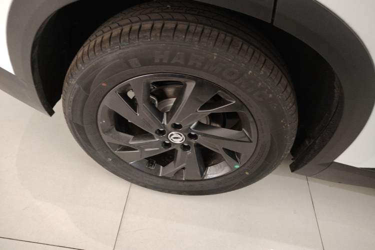 Used Dongfeng Aeolus SKY EV01 2025 530 km AIR Elite Edition Right Rear Wheel Hub