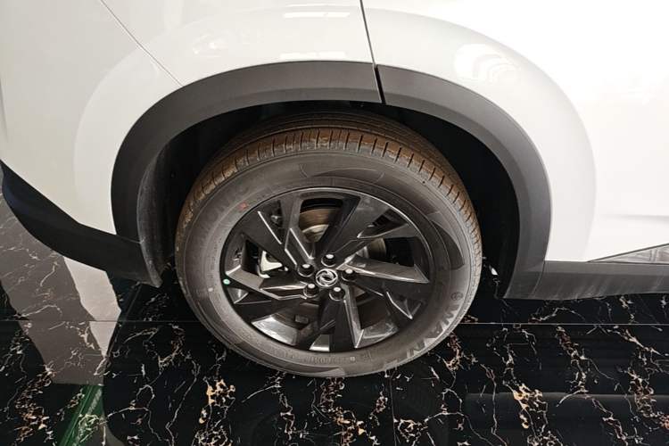 Used Dongfeng Aeolus SKY EV01 2025 530 km AIR Elite Edition Right Rear Wheel Hub