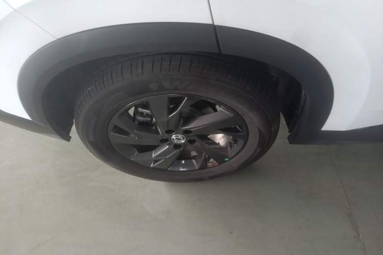 Used Dongfeng Aeolus SKY EV01 2025 530 km AIR Elite Edition Right Rear Wheel Hub