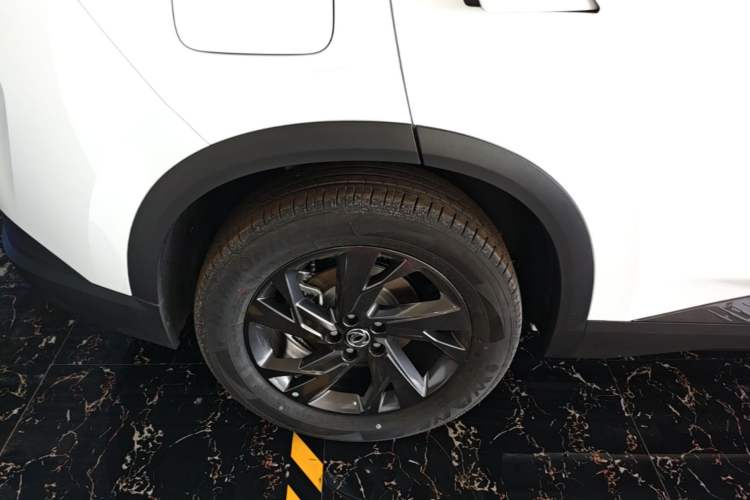 Used Dongfeng Aeolus SKY EV01 2025 530 km AIR Elite Edition Right Rear Wheel Hub