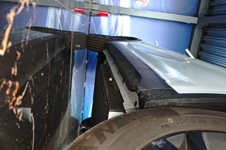 Used Dongfeng Aeolus SKY EV01 2025 530 km AIR Elite Edition Right Side Sill