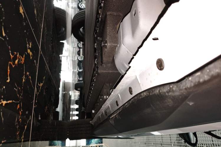 Used Dongfeng Aeolus SKY EV01 2025 530 km AIR Elite Edition Right Side Sill
