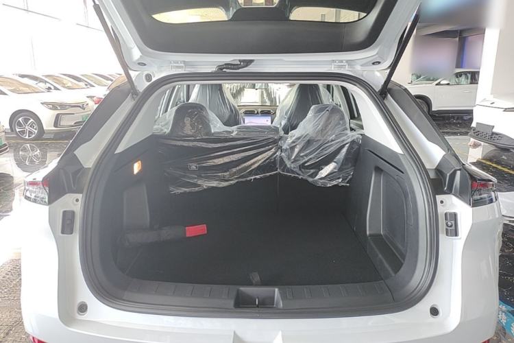 Used Dongfeng Aeolus SKY EV01 2025 530 km AIR Elite Edition Trunk