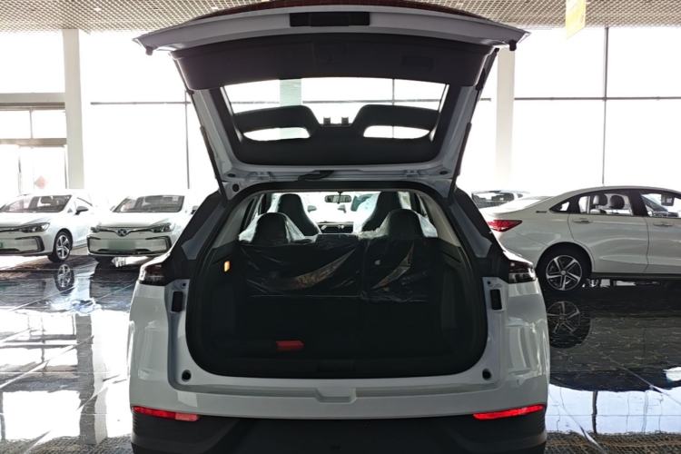 Used Dongfeng Aeolus SKY EV01 2025 530 km AIR Elite Edition Trunk