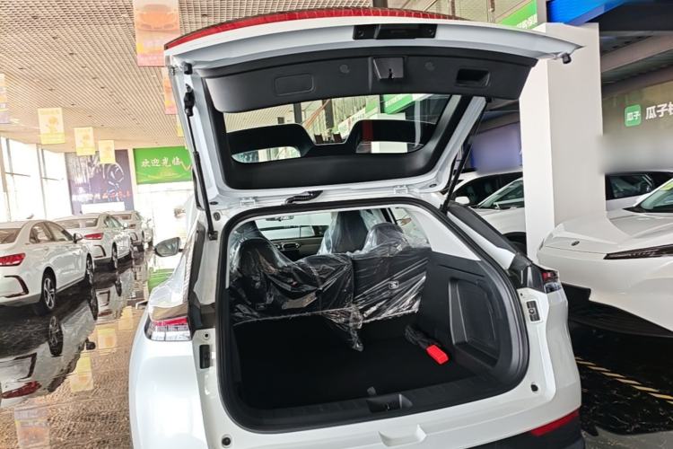 Used Dongfeng Aeolus SKY EV01 2025 530 km AIR Elite Edition Trunk