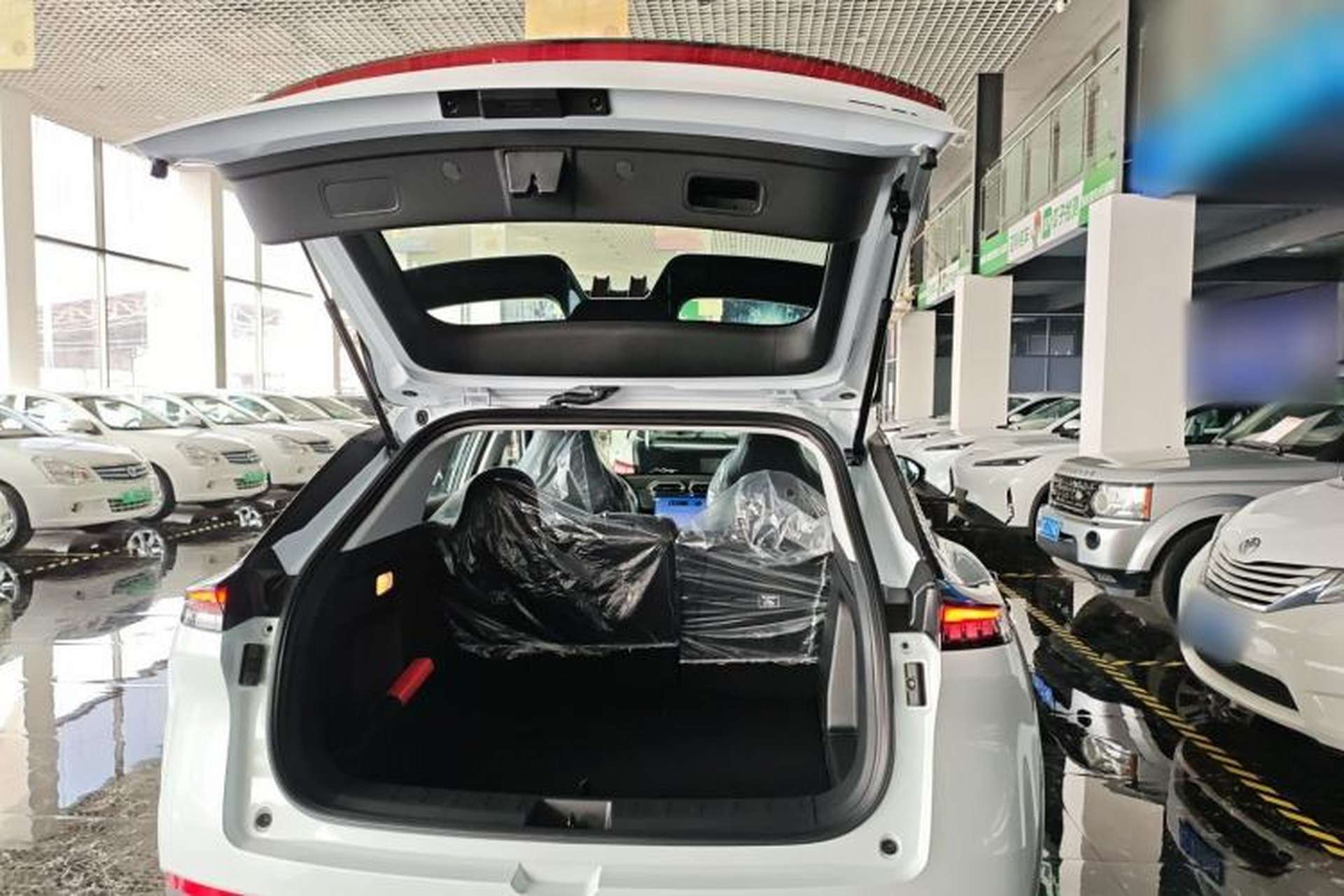 Used Dongfeng Aeolus SKY EV01 2025 530 km AIR Elite Edition Trunk
