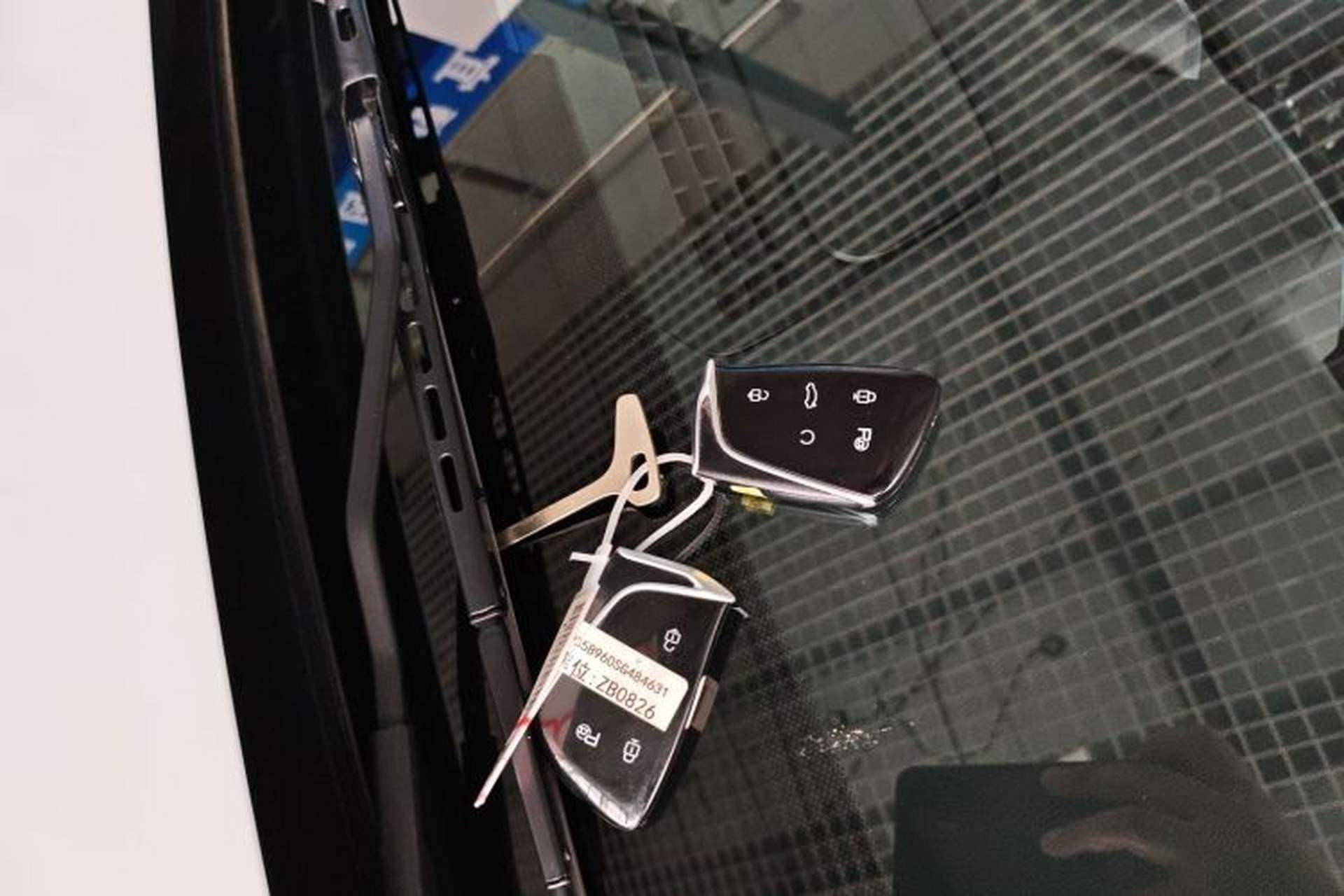Used Dongfeng Aeolus SKY EV01 2025 530 km AIR Elite Edition Vehicle Key