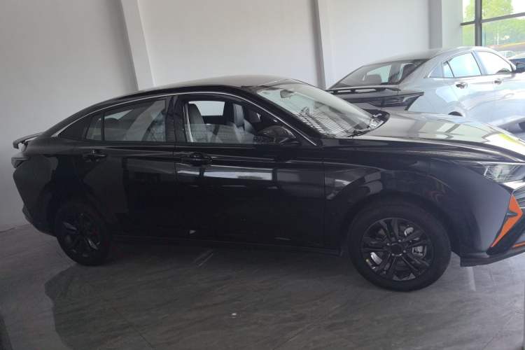 Used Dongfeng Aeolus Yixuan 2024 1.5L Automatic JingSu Edition Exterior 2