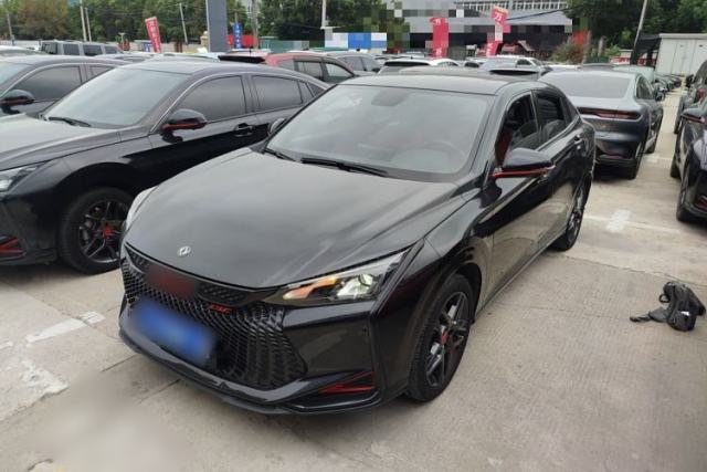 Ojetý Dongfeng Aeolus Yixuan 2021 230T Automatic Hunter Edition