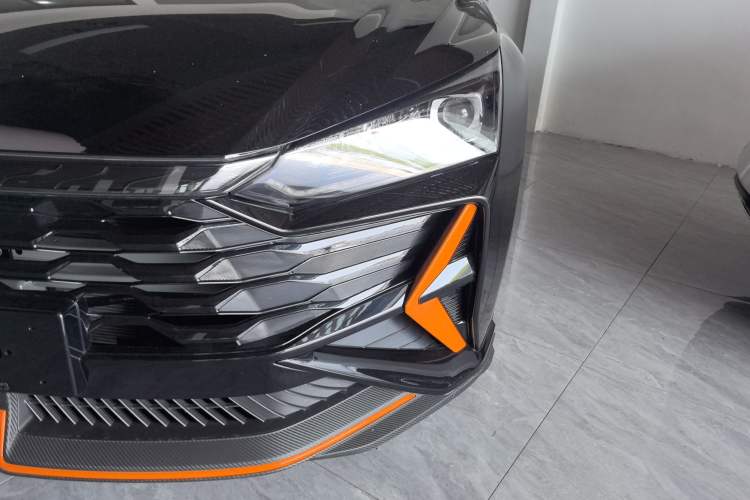 Used Dongfeng Aeolus Yixuan 2024 1.5L Automatic JingSu Edition Left Front Headlight