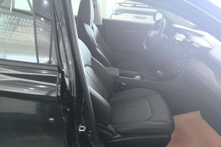 Used Dongfeng Aeolus Yixuan 2024 1.5L Automatic JingSu Edition Right Front Seat