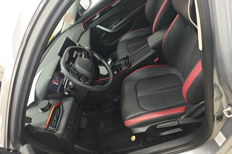 Used Dongfeng Aeolus Yixuan 2021 230T Automatic Glory Edition Left Front Seat