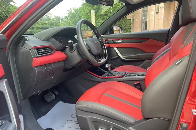 Used Dongfeng Aeolus Yixuan 2021 230T Automatic Hunter Edition Interior 2