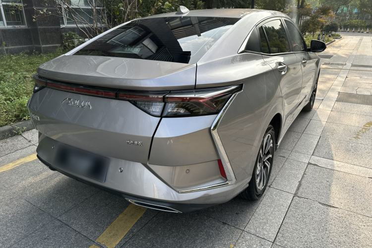 Used Dongfeng Aeolus Yixuan 2021 230T Automatic Glory Edition Exterior 5