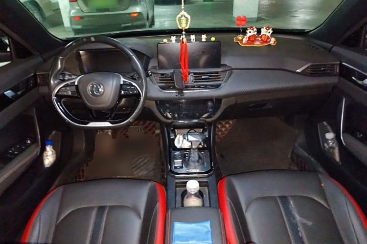 Used Dongfeng Aeolus Yixuan 2020 230T Automatic Cool Stylish Dark Knight Edition Center Console