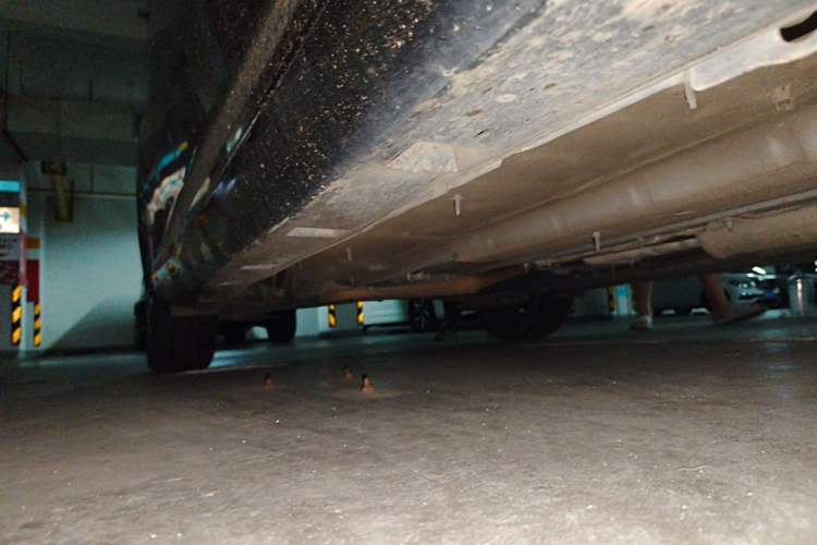 Used Dongfeng Aeolus Yixuan 2020 230T Automatic Cool Stylish Dark Knight Edition Chassis Front Right