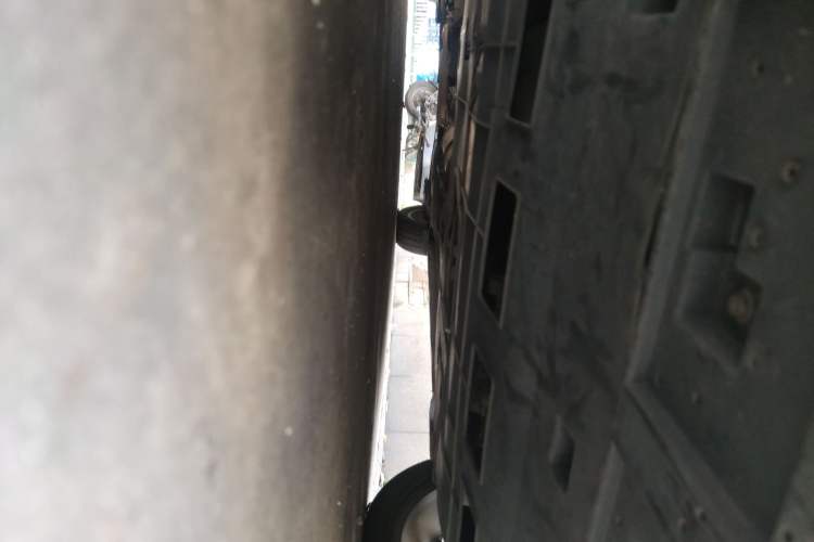Used Dongfeng Aeolus Yixuan 2020 230T Automatic Cool Stylish Dark Knight Edition Chassis Front Right