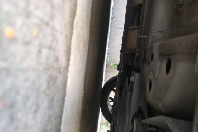 Used Dongfeng Aeolus Yixuan 2020 230T Automatic Cool Stylish Dark Knight Edition Chassis Rear