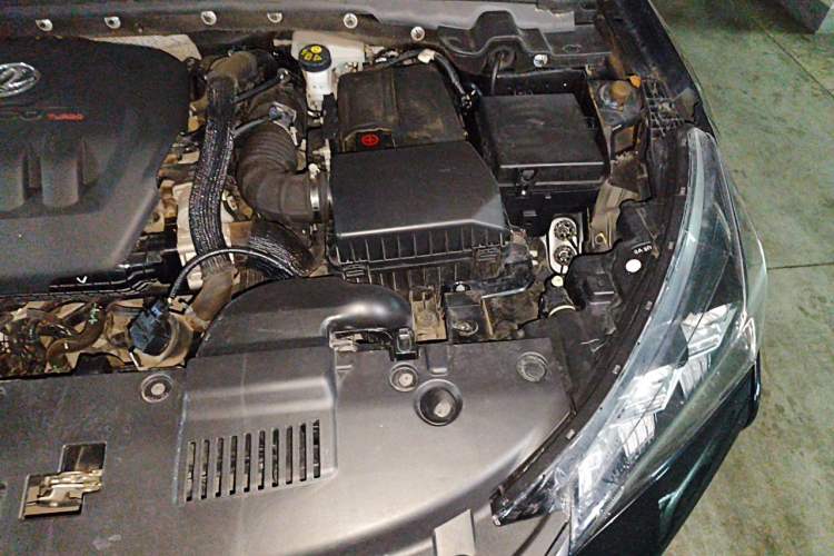 Used Dongfeng Aeolus Yixuan 2020 230T Automatic Cool Stylish Dark Knight Edition Engine Bay Left
