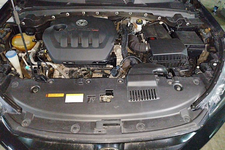 Used Dongfeng Aeolus Yixuan 2020 230T Automatic Cool Stylish Dark Knight Edition Engine Bay