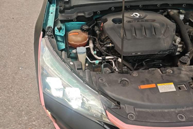 Used Dongfeng Aeolus Yixuan 2020 230T Automatic Cool Edition Engine Bay Right