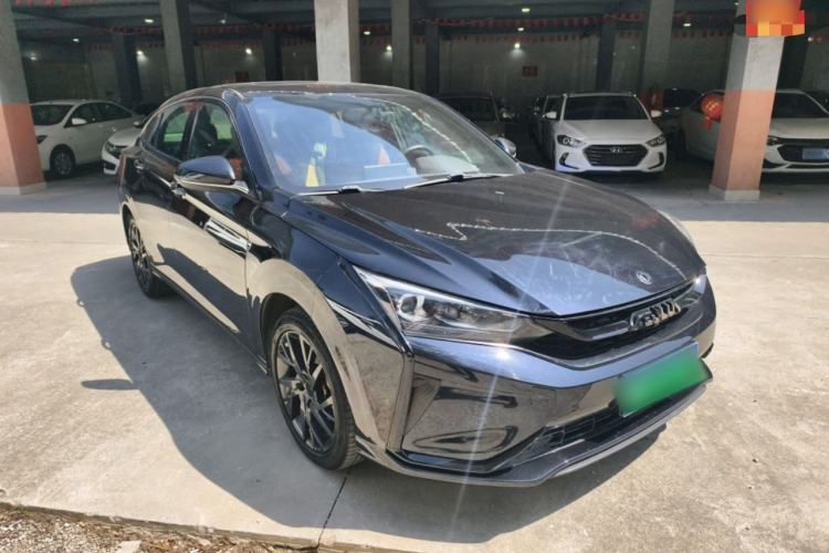 Used Dongfeng Aeolus Yixuan 2020 230T Automatic Dazzle Track Rider Edition Front Right 45 Deg