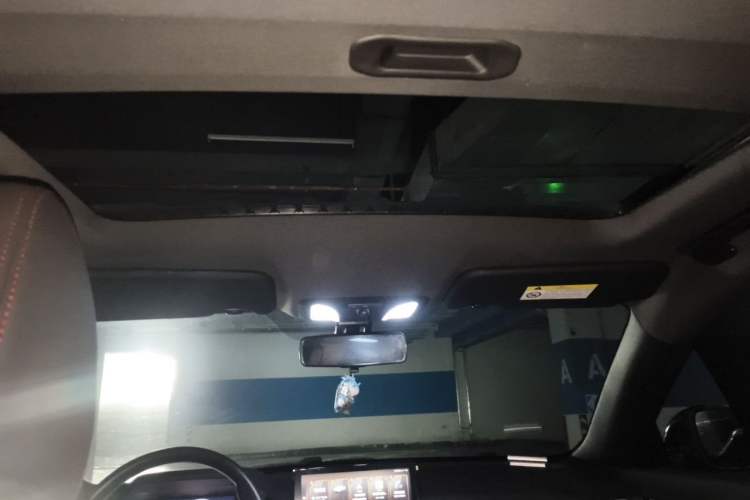 Used Dongfeng Aeolus Yixuan 2020 230T Automatic Advanced Edition Headliner