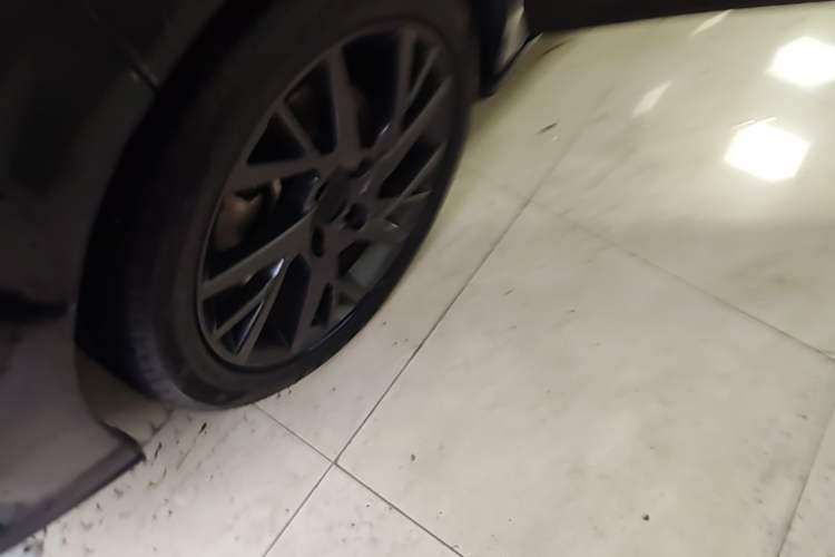 Used Dongfeng Aeolus Yixuan 2020 230T Automatic Cool Track Rider Edition Left Front Wheel Hub
