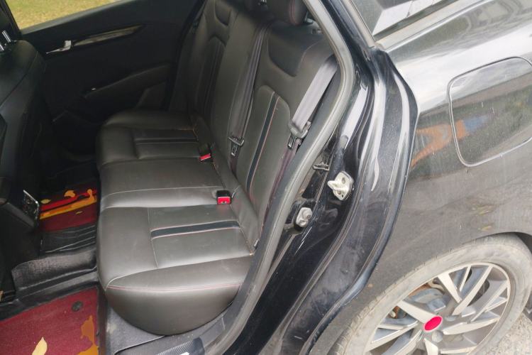 Used Dongfeng Aeolus Yixuan 2020 230T Automatic Advanced Edition Left Rear Seat