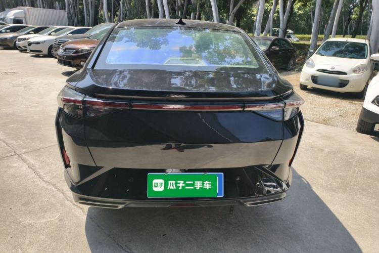 Used Dongfeng Aeolus Yixuan 2020 230T Automatic Dazzle Track Rider Edition Rear