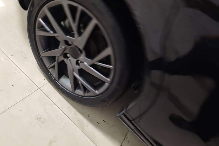 Used Dongfeng Aeolus Yixuan 2020 230T Automatic Cool Track Rider Edition Right Rear Wheel Hub