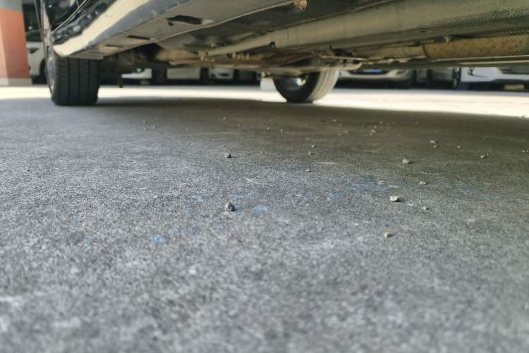 Used Dongfeng Aeolus Yixuan 2020 230T Automatic Dazzle Track Rider Edition Right Side Sill