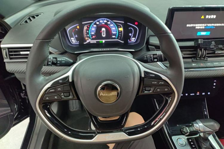 Used Dongfeng Aeolus Yixuan 2020 230T Automatic Cool Stylish Dark Knight Edition Steering Wheel