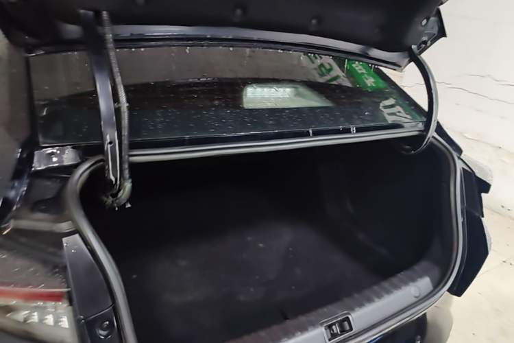 Used Dongfeng Aeolus Yixuan 2020 230T Automatic Cool Track Rider Edition Trunk