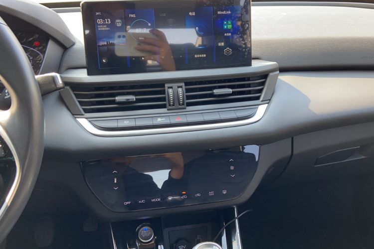 Used Dongfeng Aeolus Yixuan 2020 200T Manual Ignition Edition Audio And AC Panel